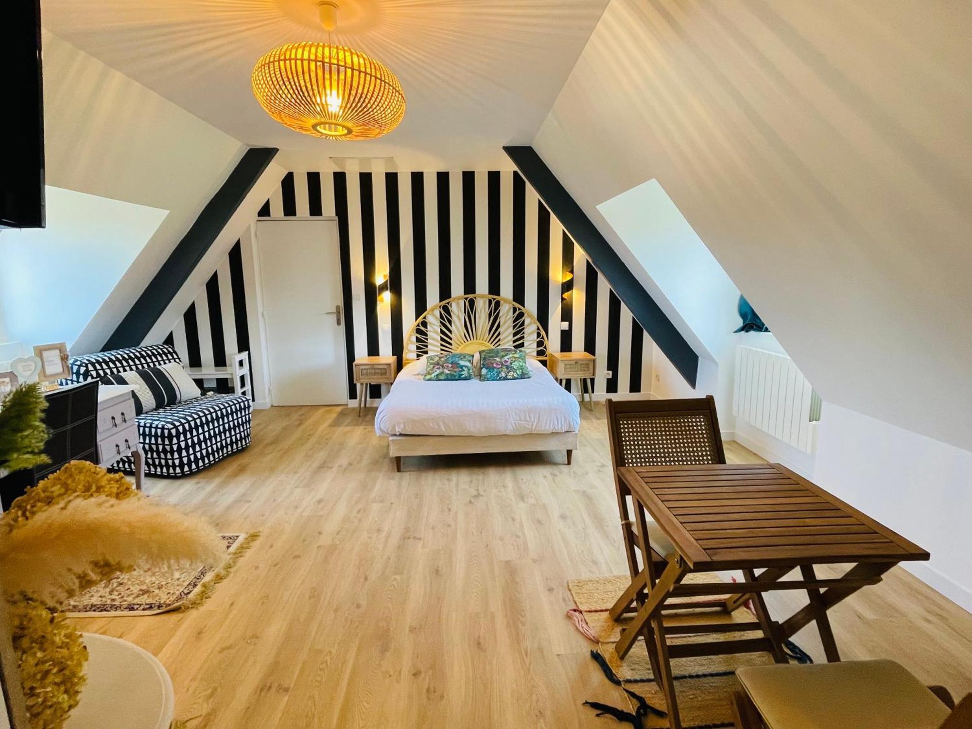 15 Hôtels pour Voyageurs Solo en France qui Valent le Détour